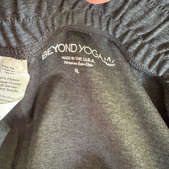 NWT Beyond Yoga Spacedye Worked Up Shorts, size L - Picture 6 of 7